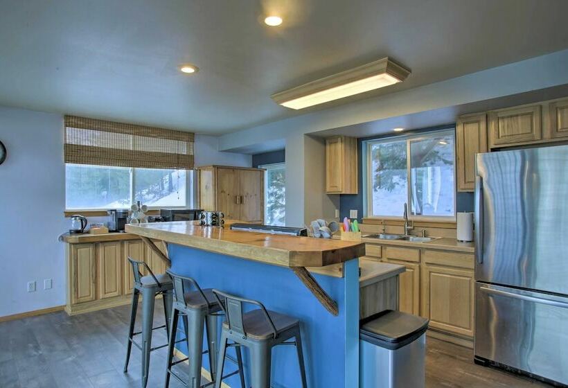 Mountain View Home: Perfect For Big Families!