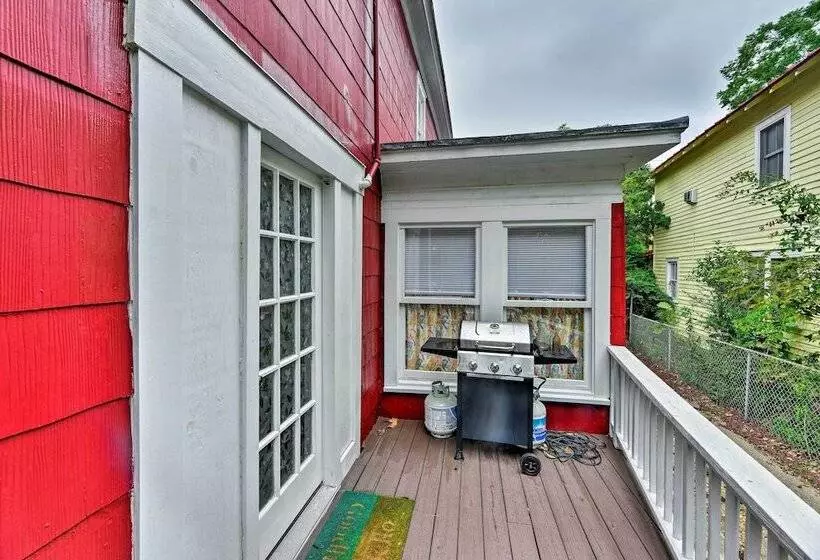 New Bern Home W/yard, Grill+walkable Location