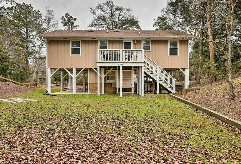 Lovely Emerald Isle Home, Walk To Beach!