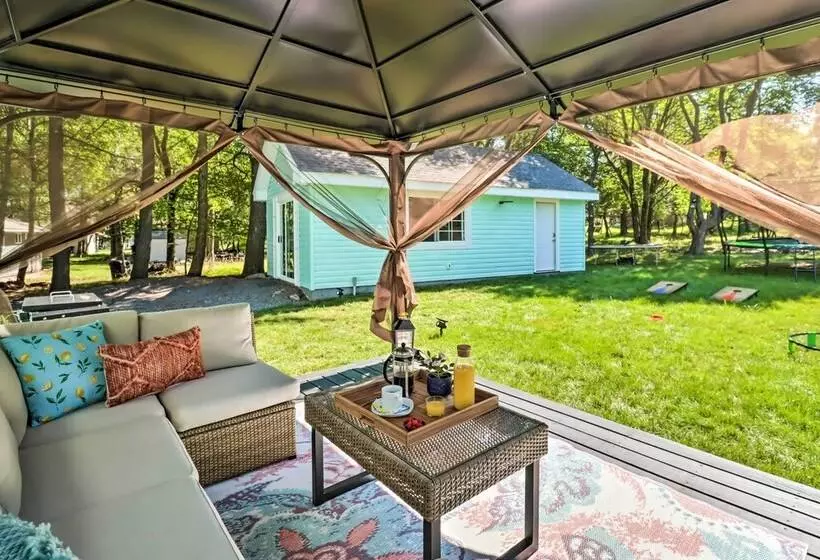 Game Room, Community Beach: Pocono Home!