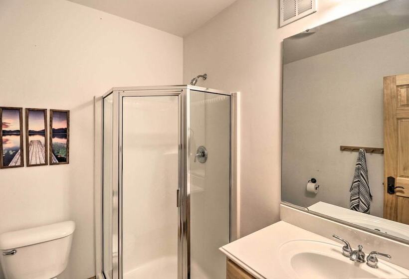 Private Sapphire Valley Resort Cabin W/ Mtn Views!