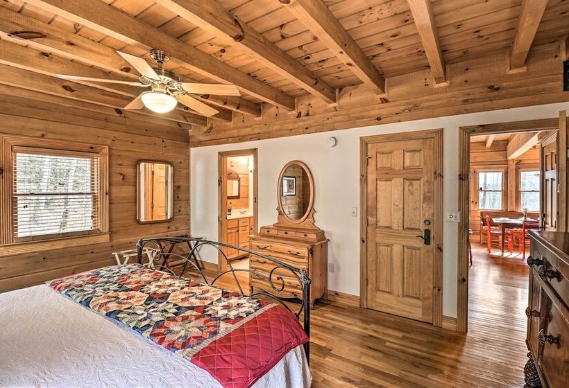 Private Sapphire Valley Resort Cabin W/ Mtn Views!