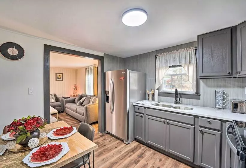 Radiant Arden Home   10 Mi To Biltmore!