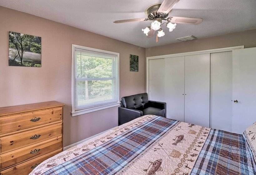 Robinson Roost Retreat < 2 Mi To Norfork Lake