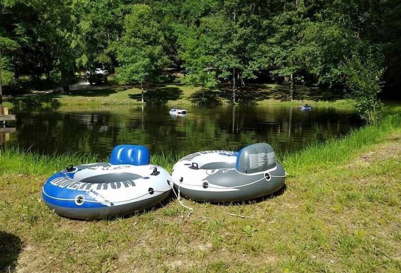 20 Acre Cabin W/ Pond: 6 Mi To River Arts District