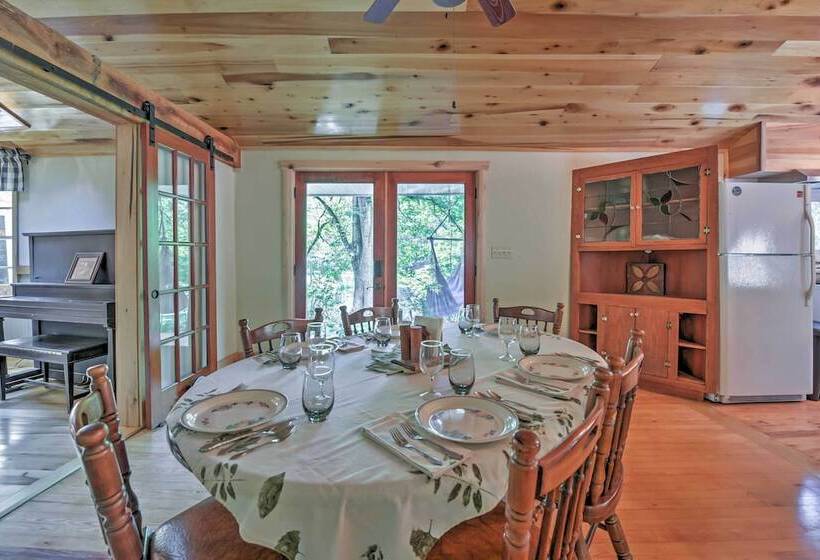 20 Acre Cabin W/ Pond: 6 Mi To River Arts District