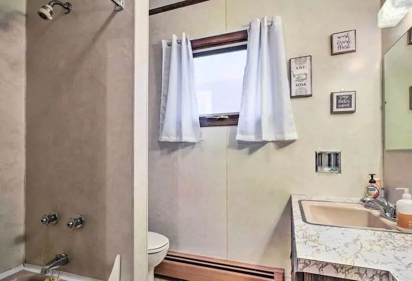 Salamanca Home ~ 9 Mi To Holiday Valley Resort