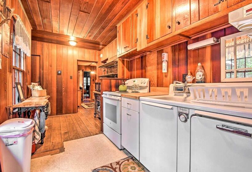 Secluded & Rustic Lake Harmony Cabin W/ Fire Pit!