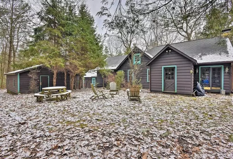 Secluded & Rustic Lake Harmony Cabin W/ Fire Pit!