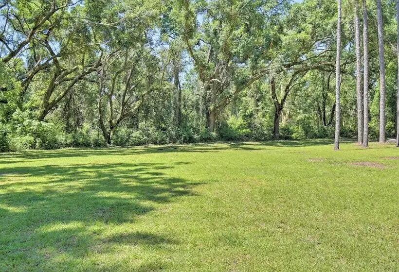Peaceful Fairhope Cottage W/ Covered Patio!