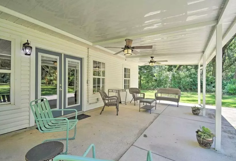 Peaceful Fairhope Cottage W/ Covered Patio!