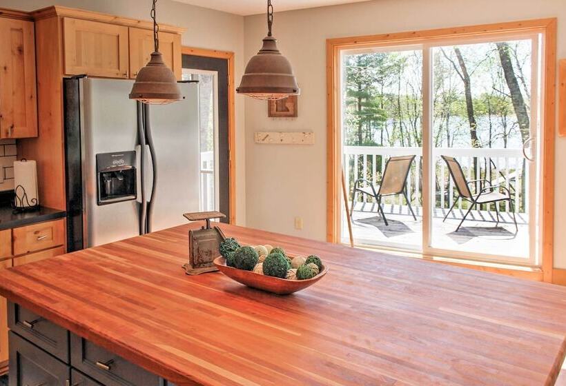 Spacious Pine Lake Home: Deck, Fire Pit + 3 Acres!