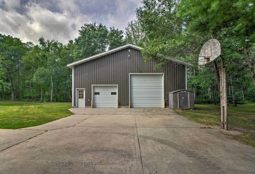 Spacious Verndale Home W/ Backyard Fire Pit!