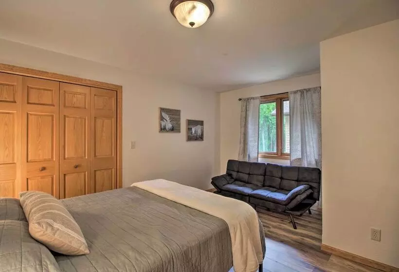 Spacious Verndale Home W/ Backyard Fire Pit!