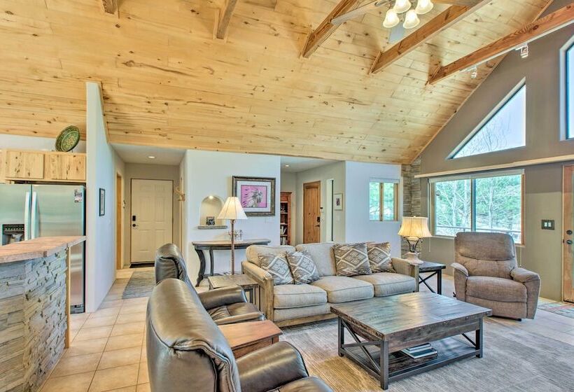 Stunning Angel Fire Cabin W/ Hot Tub & 3 Decks!