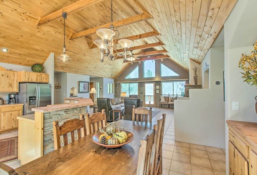 Stunning Angel Fire Cabin W/ Hot Tub & 3 Decks!