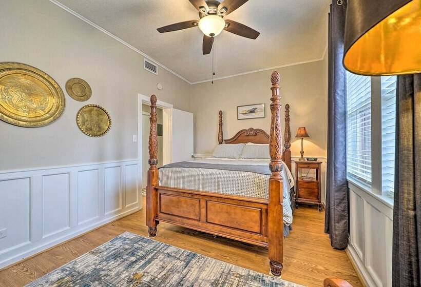 Texarkana Pet Friendly Pad W/ Fenced Backyard