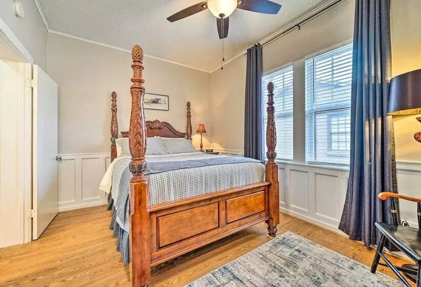 Texarkana Pet Friendly Pad W/ Fenced Backyard