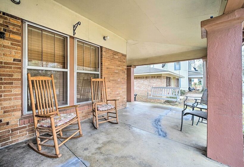 Texarkana Pet Friendly Pad W/ Fenced Backyard