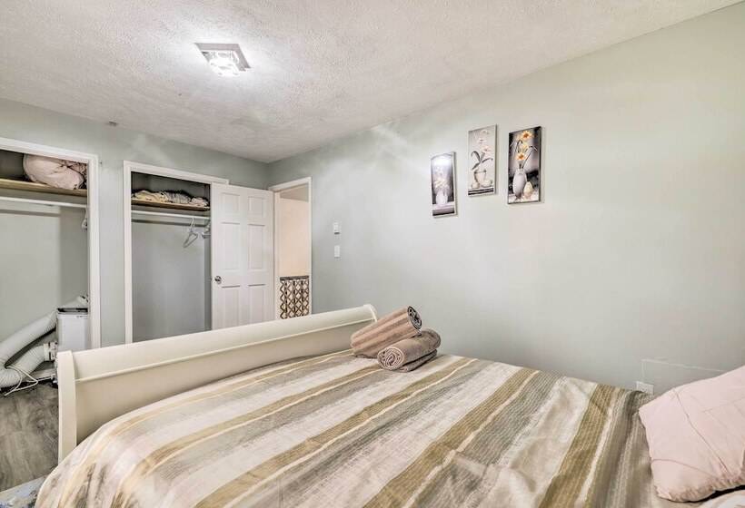 Game Room & Fire Pit: Tobyhanna Family Home