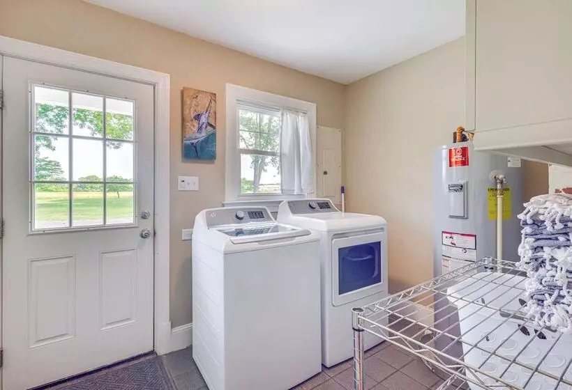 Updated Cape Charles Home ~ 2 Mi To Beachfront!