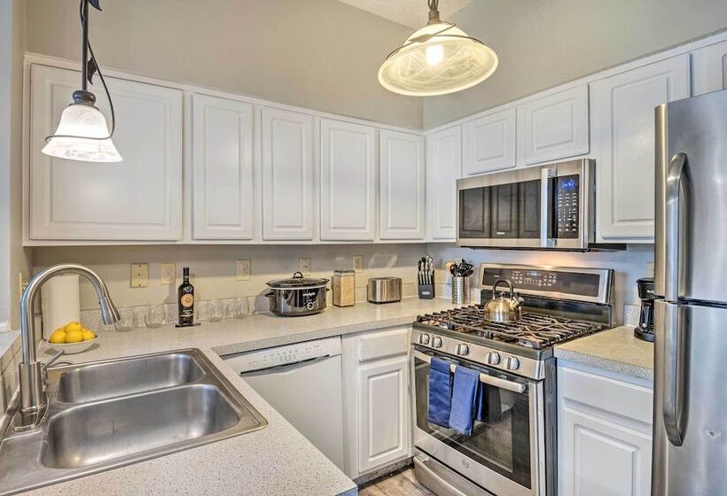 Updated Indianapolis Home Near White River!