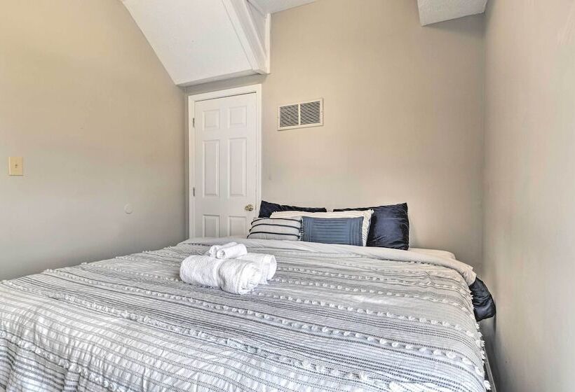 Updated Indianapolis Home Near White River!