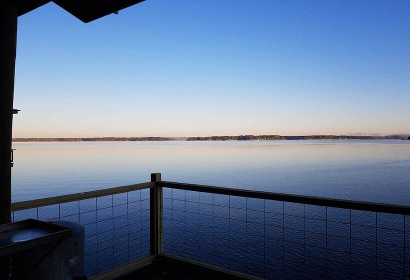 Waterfront House On Toledo Bend W/ Private Dock!