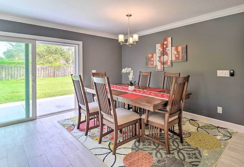 Bradenton Retreat W/ Yard: 3 Mi To Downtown!