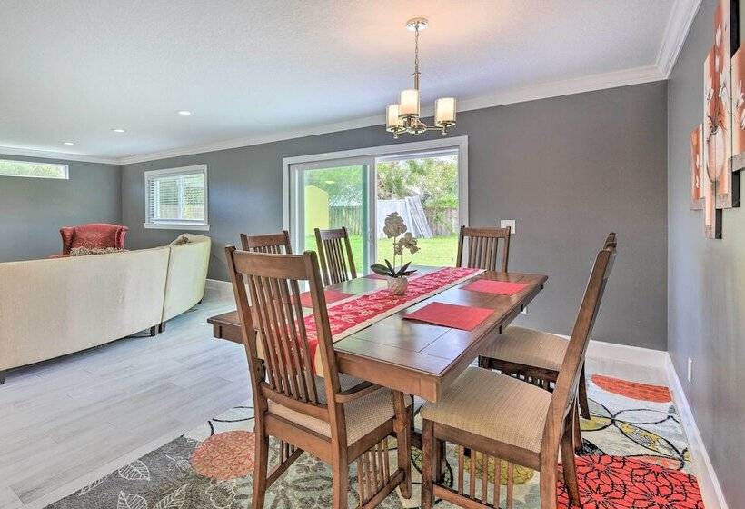 Bradenton Retreat W/ Yard: 3 Mi To Downtown!