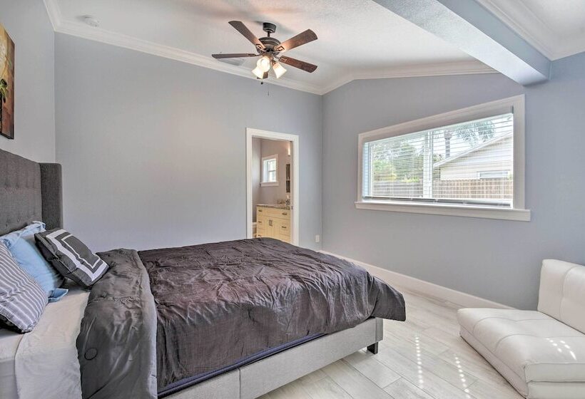 Bradenton Retreat W/ Yard: 3 Mi To Downtown!