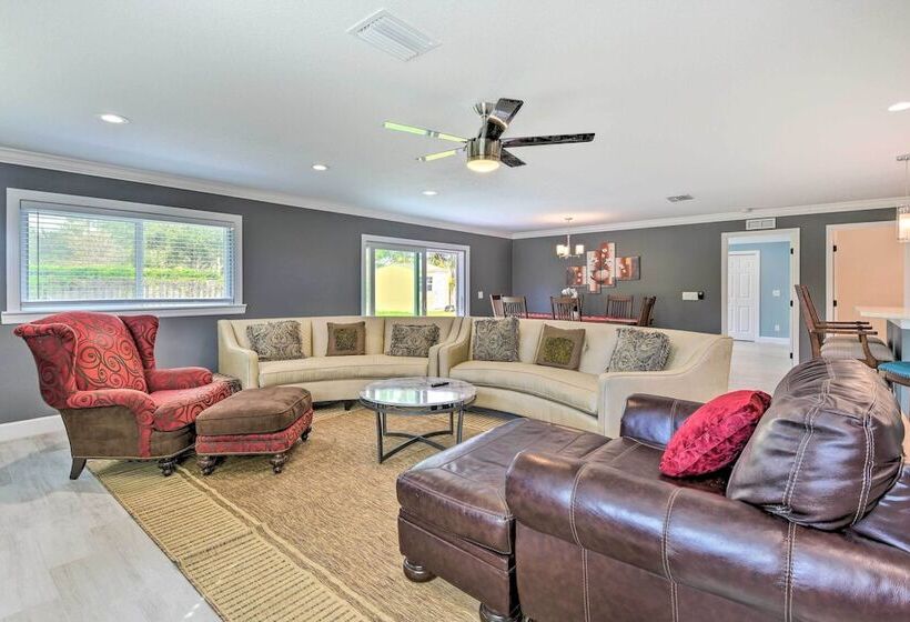 Bradenton Retreat W/ Yard: 3 Mi To Downtown!