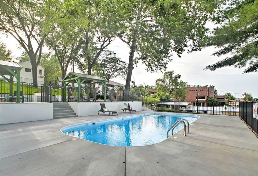 Branson Cottage W/ Pool Access ~ 2 Mi To The Strip