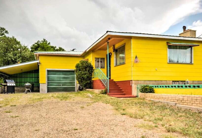 Bright Springer House W/ Hammock & Orchard Views!