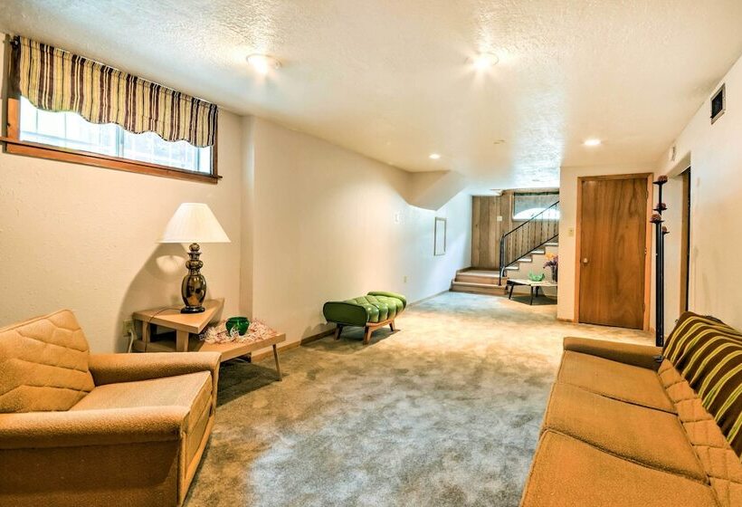 Bright Springer House W/ Hammock & Orchard Views!