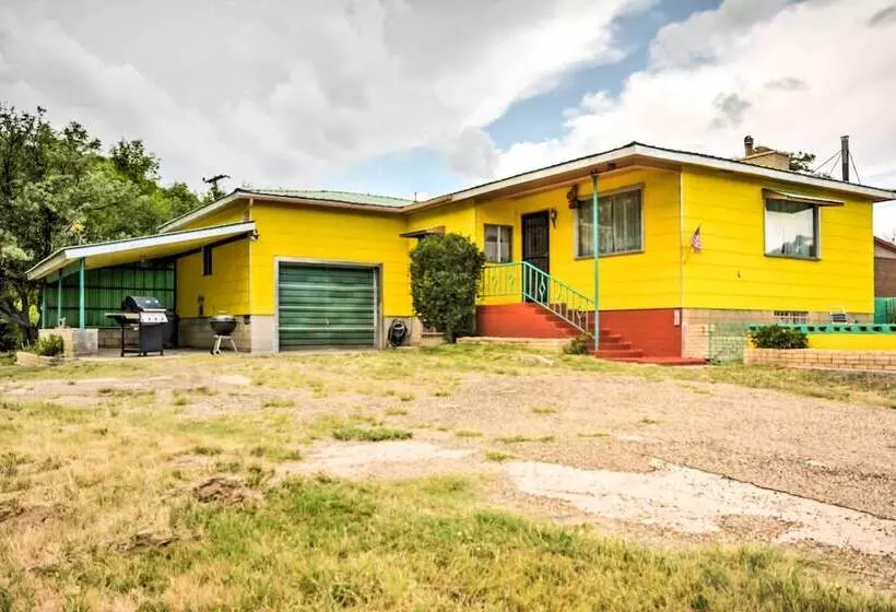 Bright Springer House W/ Hammock & Orchard Views!