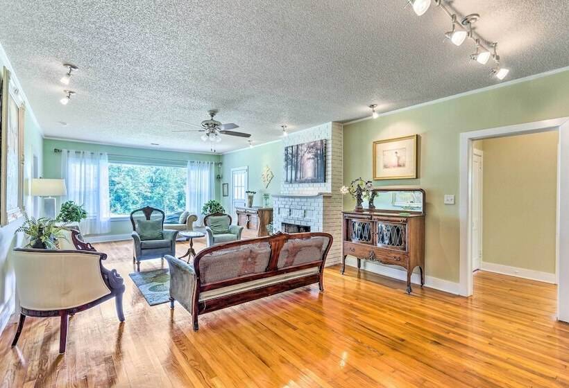 Charming Home: 2 Mi To Dtwn Defuniak Springs!