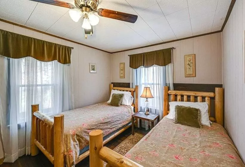 Cleveland Home W/ South Saluda Fishing Access