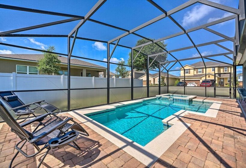 Family Friendly Home W/ Pool ~ 10 Mi To Disney!
