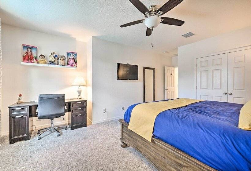 Family Friendly Home W/ Pool ~ 10 Mi To Disney!