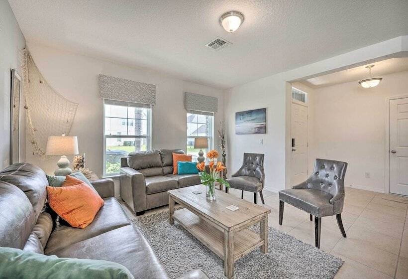 Family Friendly Home W/ Pool ~ 10 Mi To Disney!