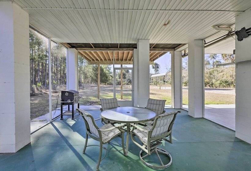 Honey S Hideout  < 1 Mile To River Access!