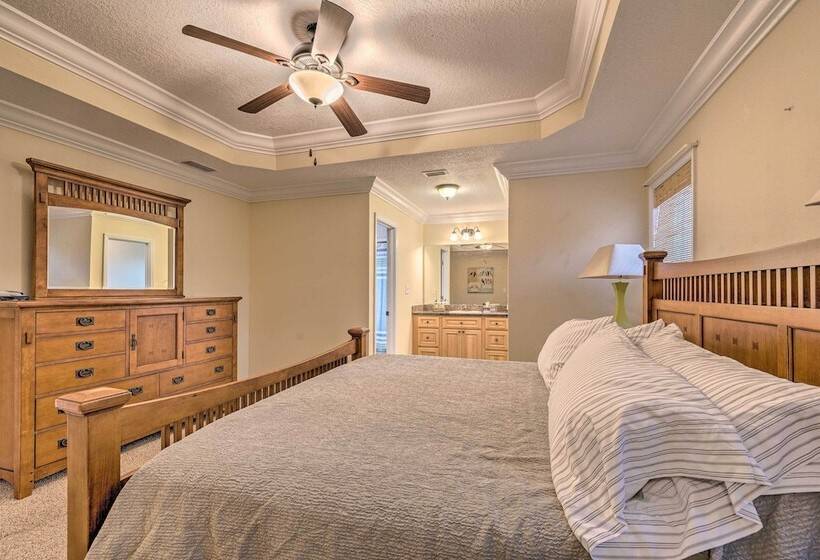 Honey S Hideout  < 1 Mile To River Access!