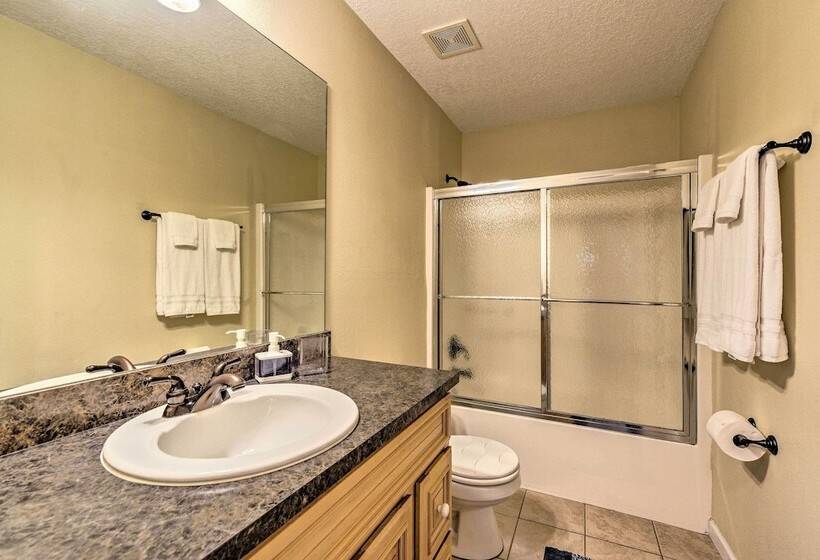 Honey S Hideout  < 1 Mile To River Access!