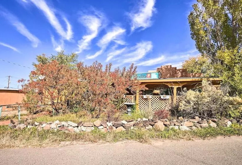 Idyllic Española Casita W/ Charcoal Grill
