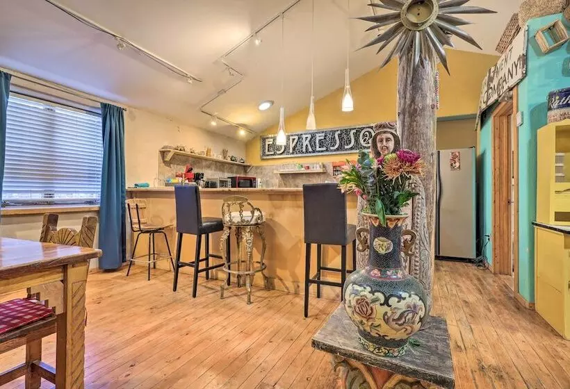 Idyllic Española Casita W/ Charcoal Grill