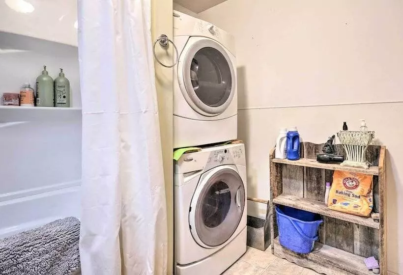 Idyllic Española Casita W/ Charcoal Grill