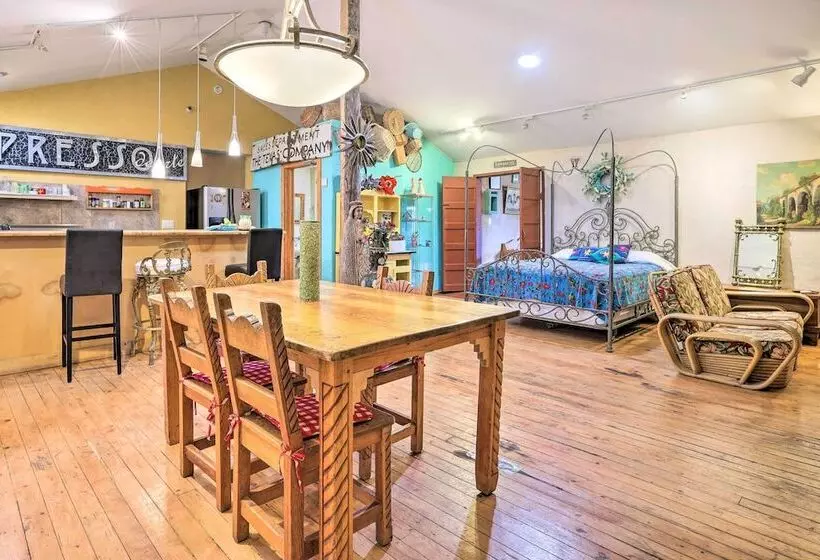 Idyllic Española Casita W/ Charcoal Grill