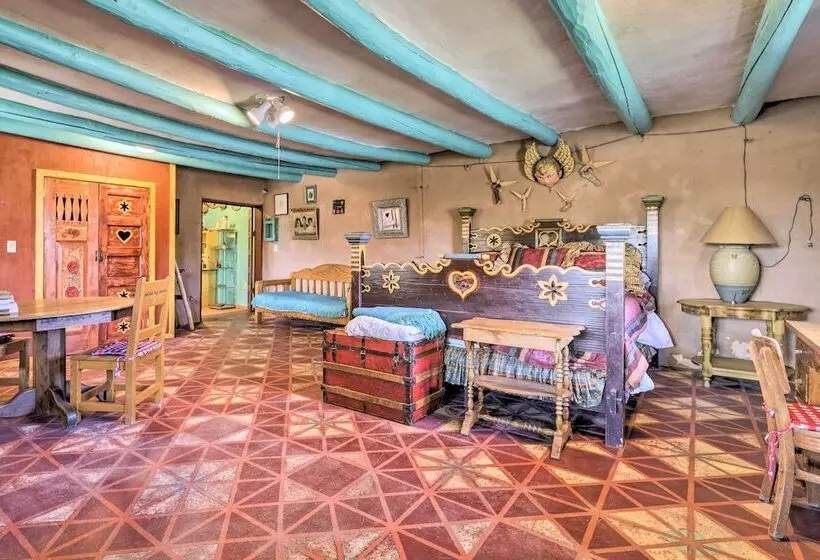 Idyllic Española Casita W/ Charcoal Grill