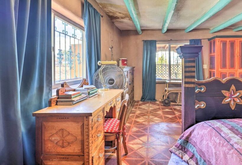 Idyllic Española Casita W/ Charcoal Grill